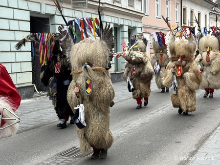 08-Kurenti iz Zamušanov v Kamniku (4)